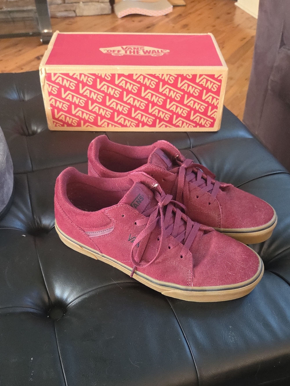 Vans Men's Suede Low-Top Sneakers - Burgundy with Gum Sole